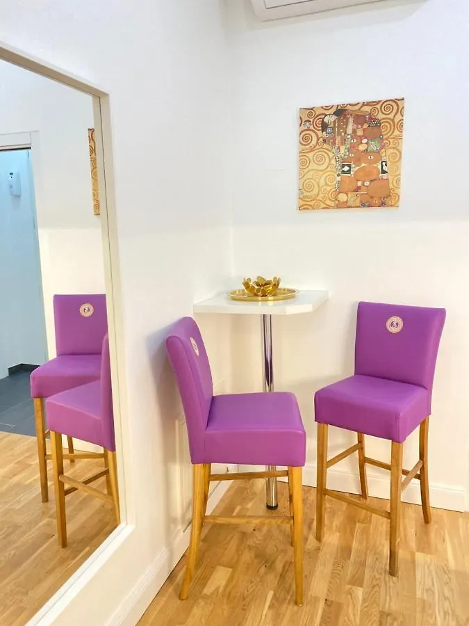 Steiner Residences Vienna Nestroyplatz Appartement